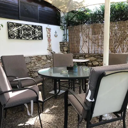 Aparthotel Oasis Skiathos Town