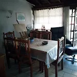 Oasis Aparthotel 4*