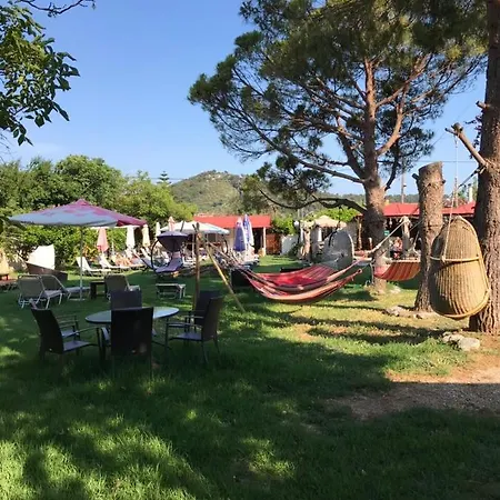 Oasis 아파트호텔 스키아토스 타운